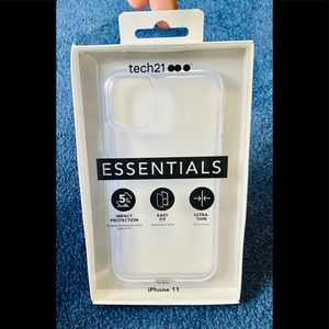 Tech21 Essentials IPhone 11 Clear Case NWT